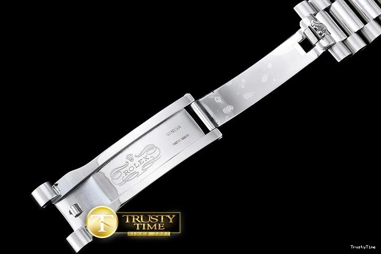 0308 RDD0207C – DayDate SunProtective 674